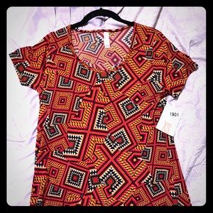 NWT LuLaRoe Classic T